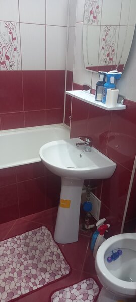 Berceni, Brancoveanu, Izvorul Oltului, etaj 1, la 15 minute de metrou